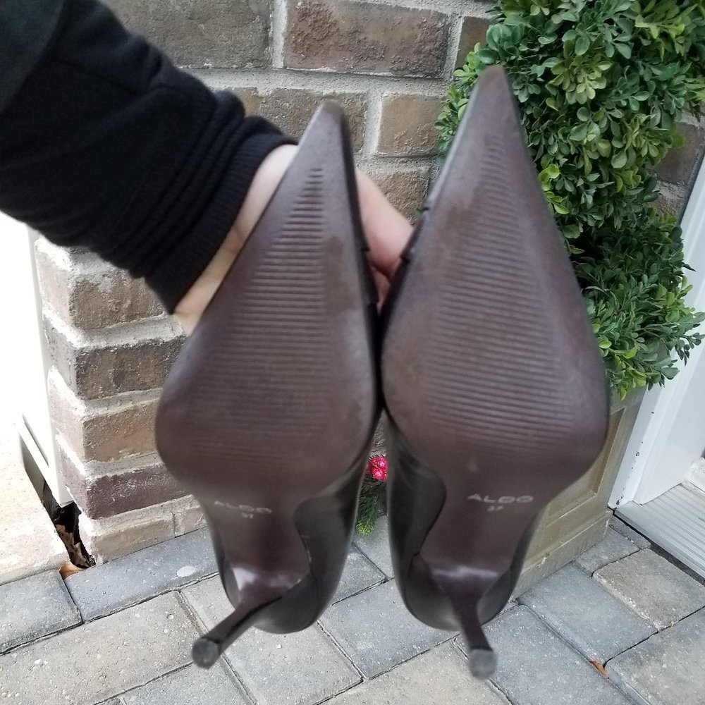 Aldo Brown Heels - Picture 6 of 14